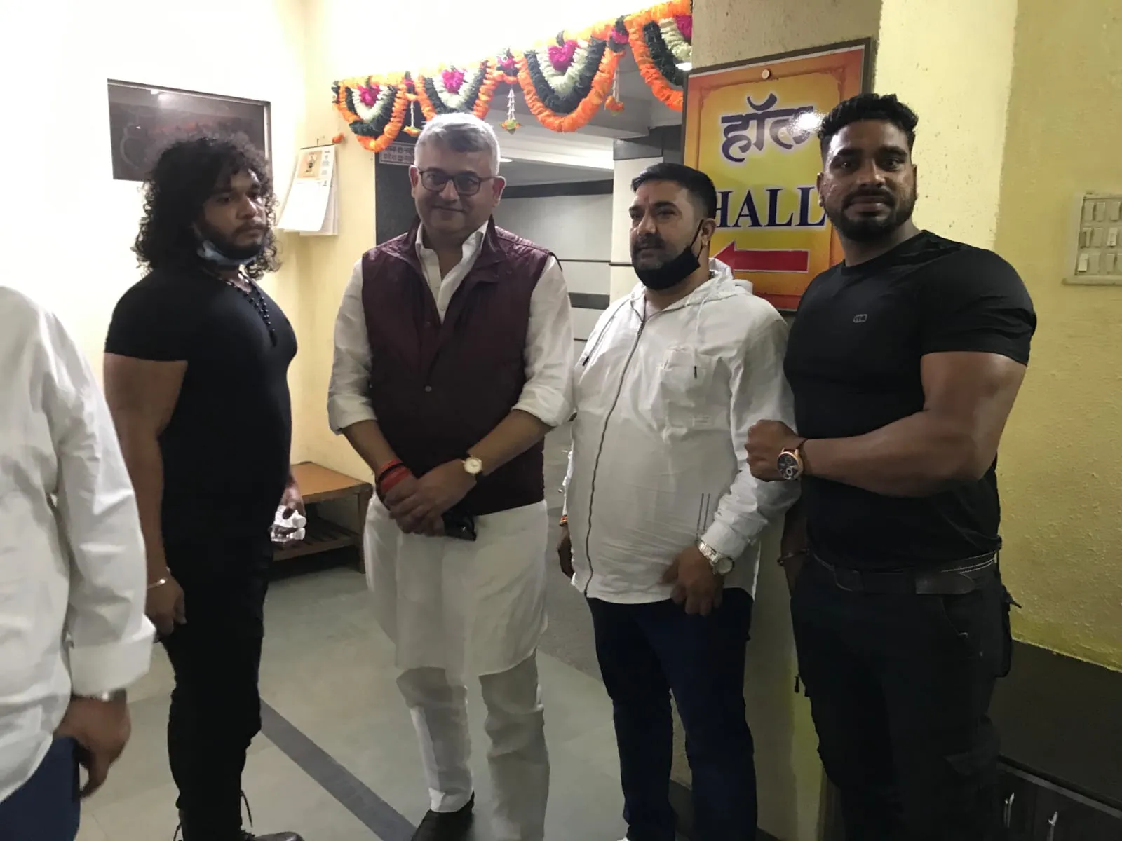 Bouncer gate control VIP launch
